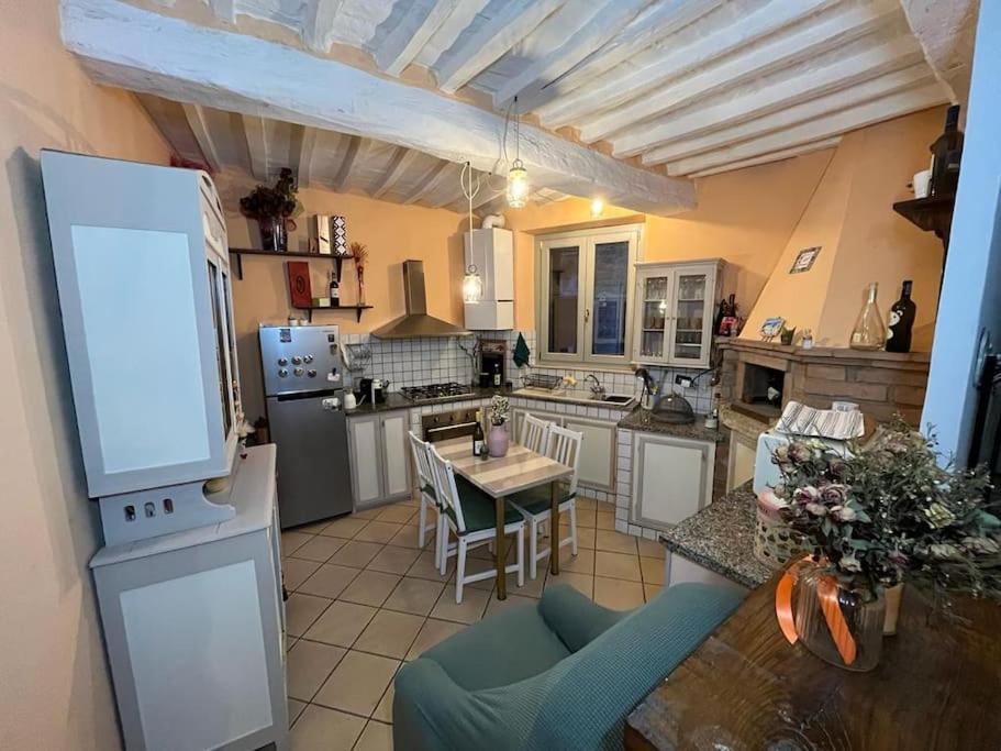 Appartement A Due Passi Da Piazza Grande à Montepulciano Stazione Extérieur photo